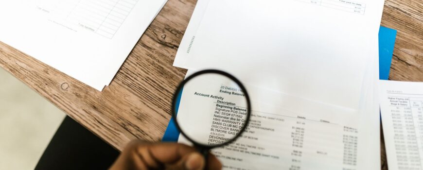 Diferencias entre revisoría fiscal, auditoría interna y auditoría externa en Colombia