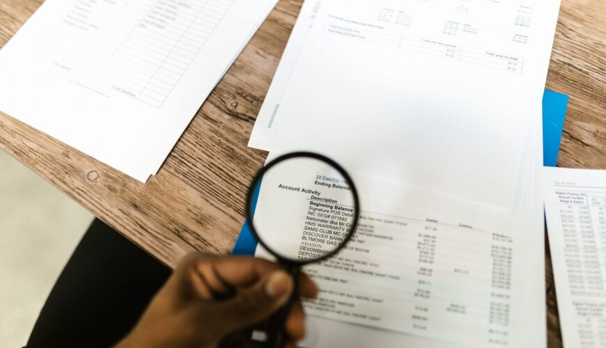 Diferencias entre revisoría fiscal, auditoría interna y auditoría externa en Colombia