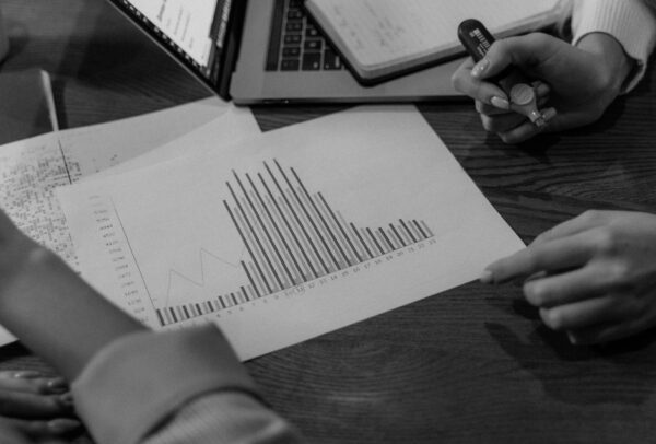 Precios de transferencia para pymes y empresas colombianas: documentos y análisis financiero